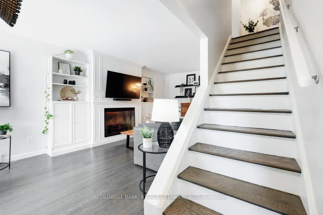 Photo 3 of 2682B Moncton Road, Ottawa, Queensway Terrace North — HOMEH