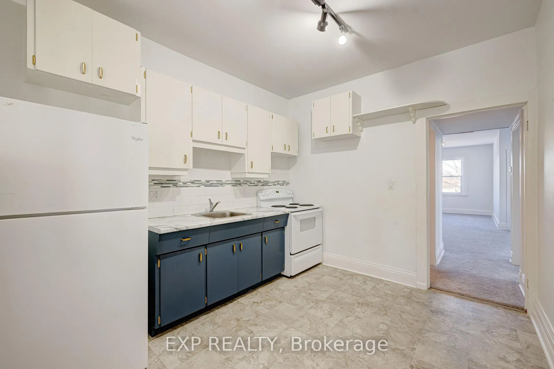 Photo 12 of 241 Ross Street, St. Thomas — HOMEH