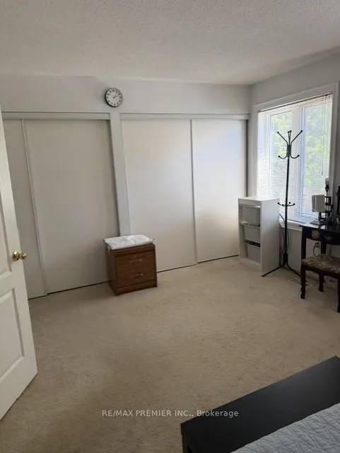 Photo 8 of Unit 74, 735 New Westminster Drive, Vaughan, Brownridge — HOMEH