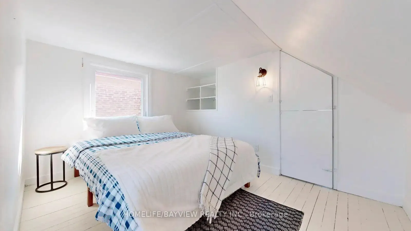 Photo 9 of 316 Silverthorn (main and second floor) Avenue, Toronto, Keelesdale-Eglinton West — HOMEH