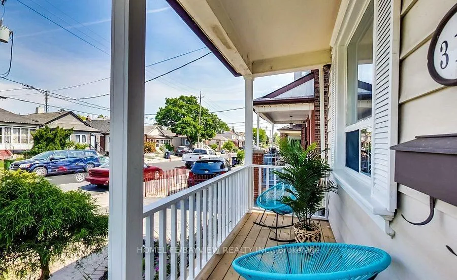 Photo 13 of 316 Silverthorn (main and second floor) Avenue, Toronto, Keelesdale-Eglinton West — HOMEH