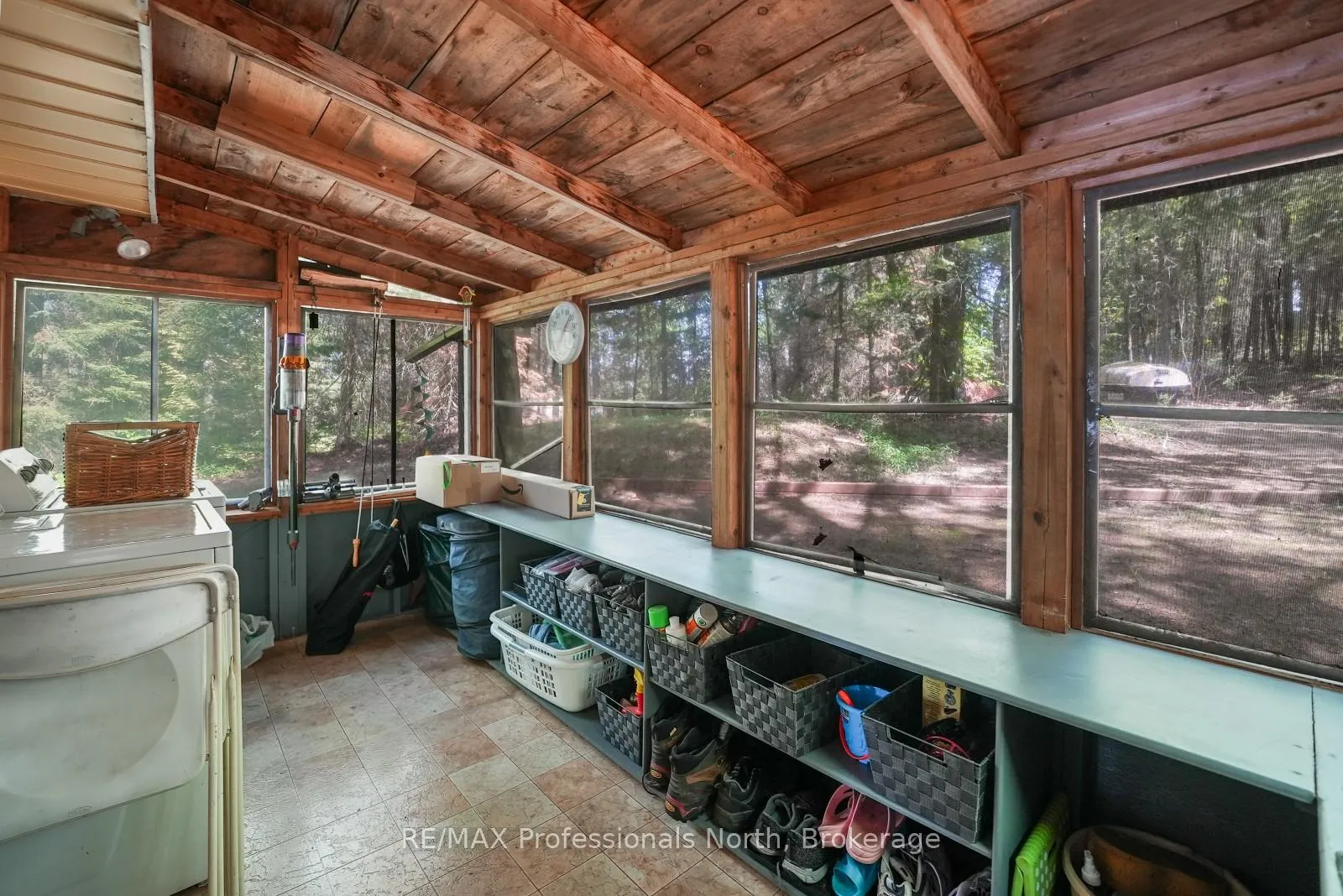 Photo 21 of 1275 Quartz Lane, Highlands East, Glamorgan — HOMEH