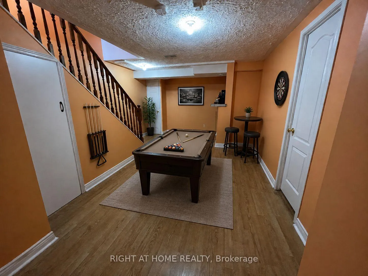 Photo 23 of 10 Charleswood Circle, Brampton, Fletcher's Meadow — HOMEH