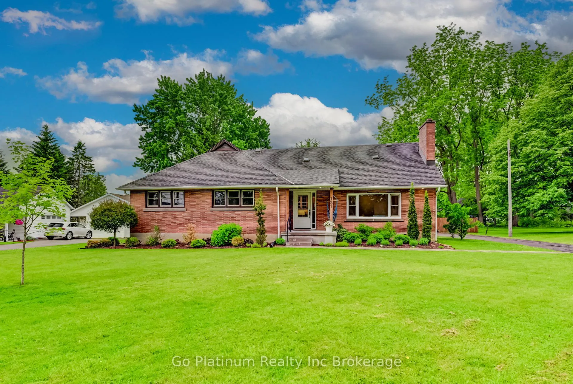 Photo 2 of 131 Byron Street, Zorra, Thamesford — HOMEH