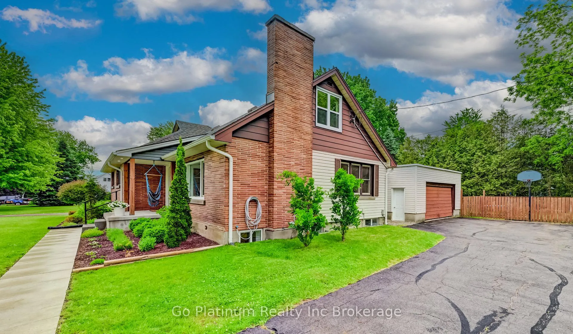 Photo 1 of 131 Byron Street, Zorra, Thamesford — HOMEH