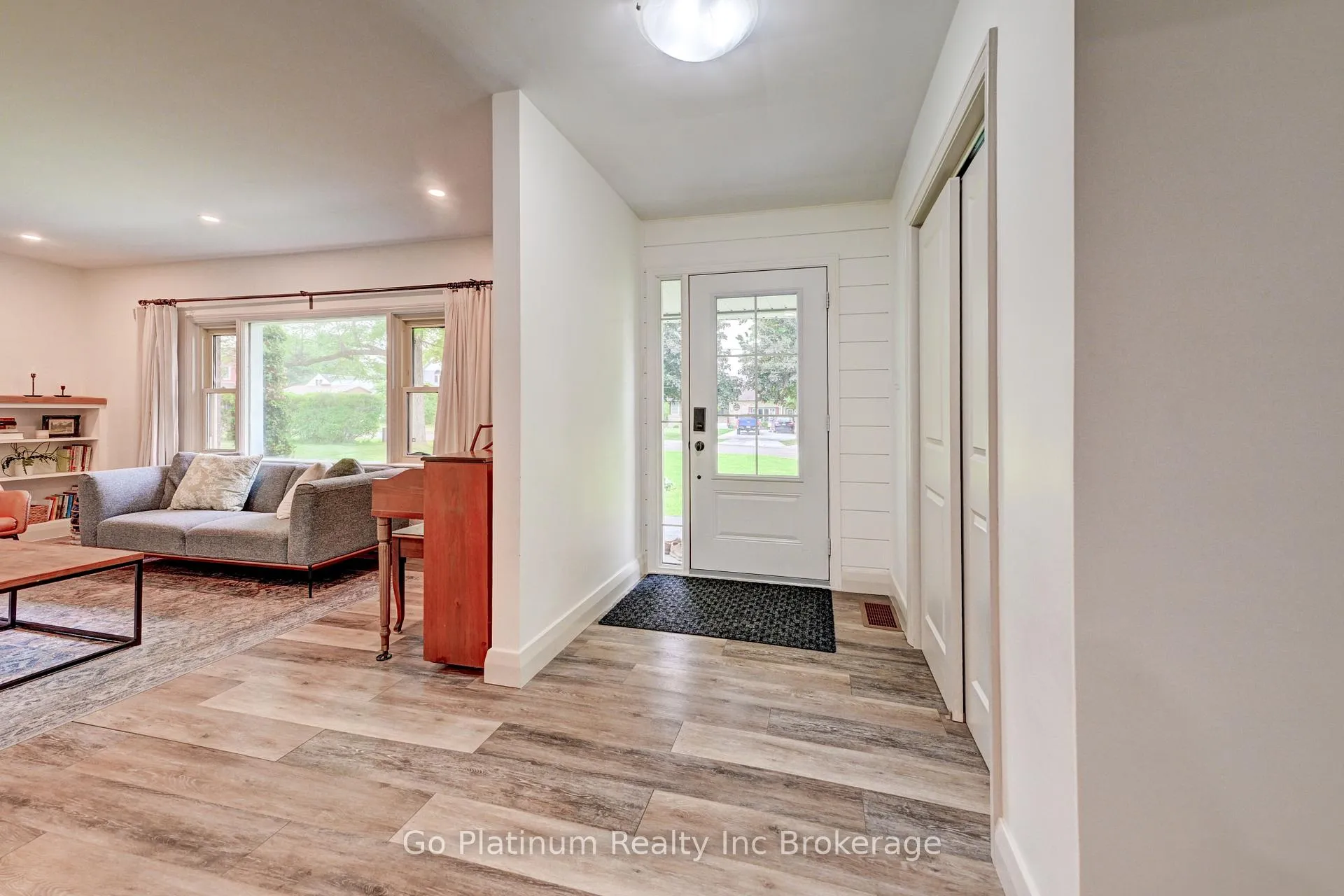 Photo 5 of 131 Byron Street, Zorra, Thamesford — HOMEH