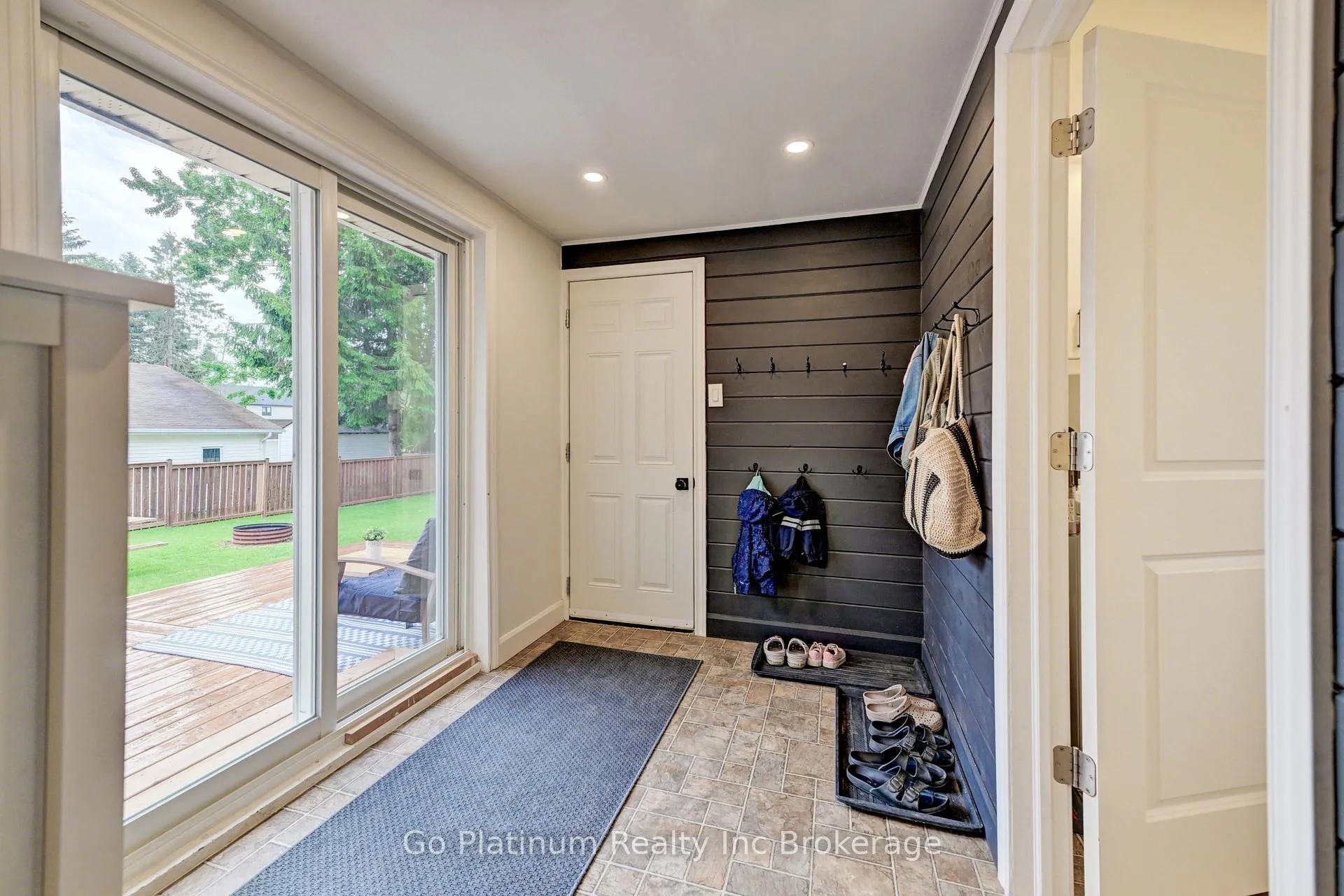 Photo 16 of 131 Byron Street, Zorra, Thamesford — HOMEH