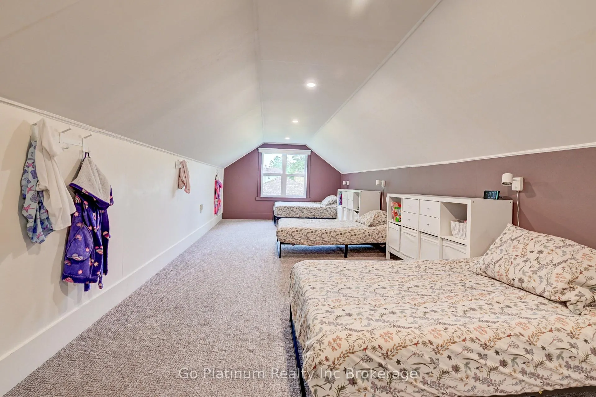 Photo 24 of 131 Byron Street, Zorra, Thamesford — HOMEH