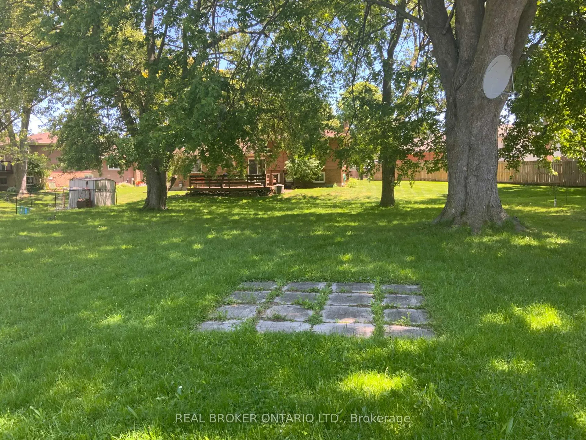 Photo 5 of 288 First Avenue, Welland, N. Welland — HOMEH