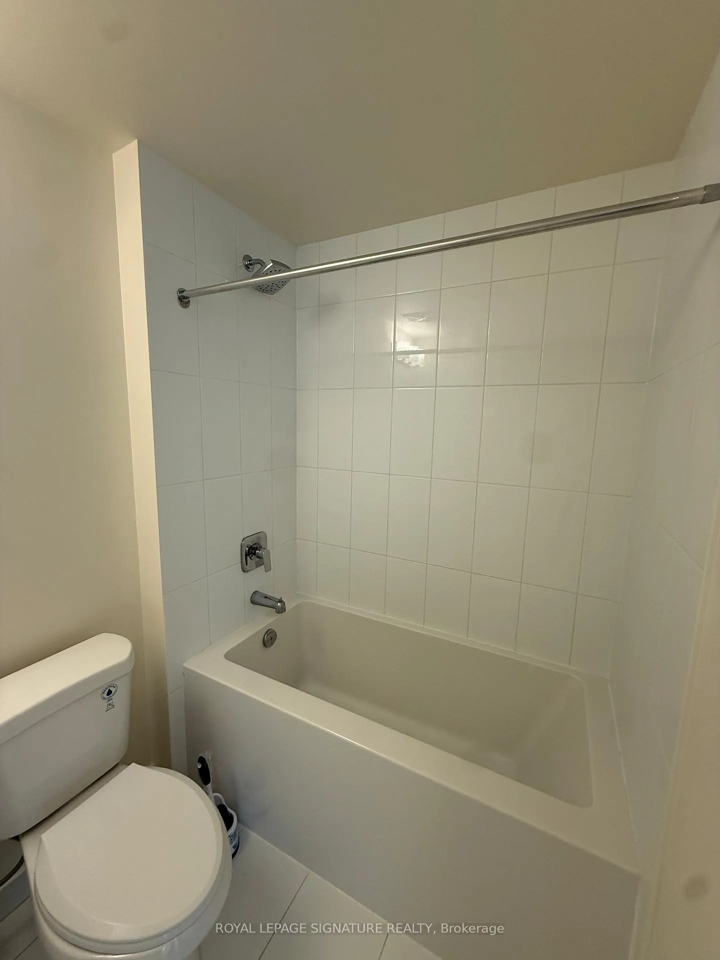 Photo 12 of Unit 2308, 27 Korda Gate, Vaughan, Vellore Village — HOMEH