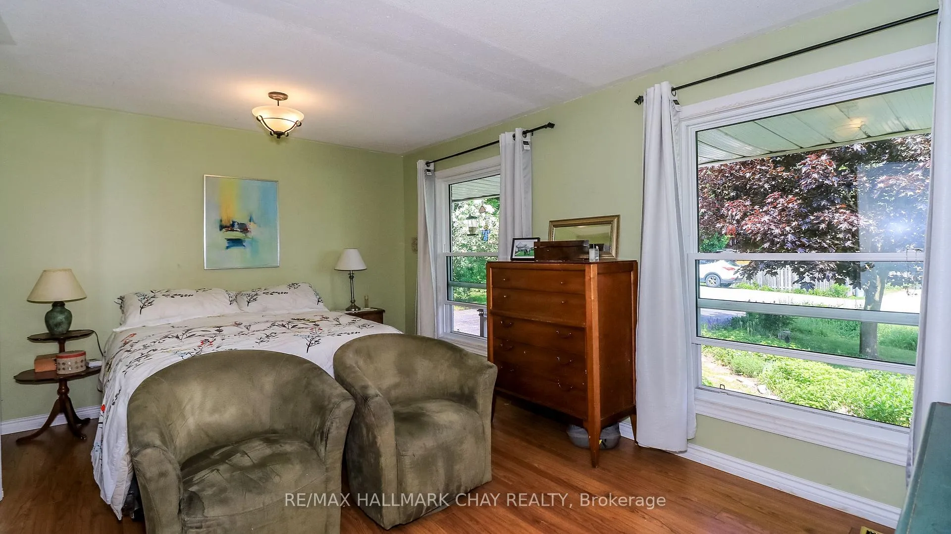 Photo 10 of 15 Murray Street, Orillia — HOMEH