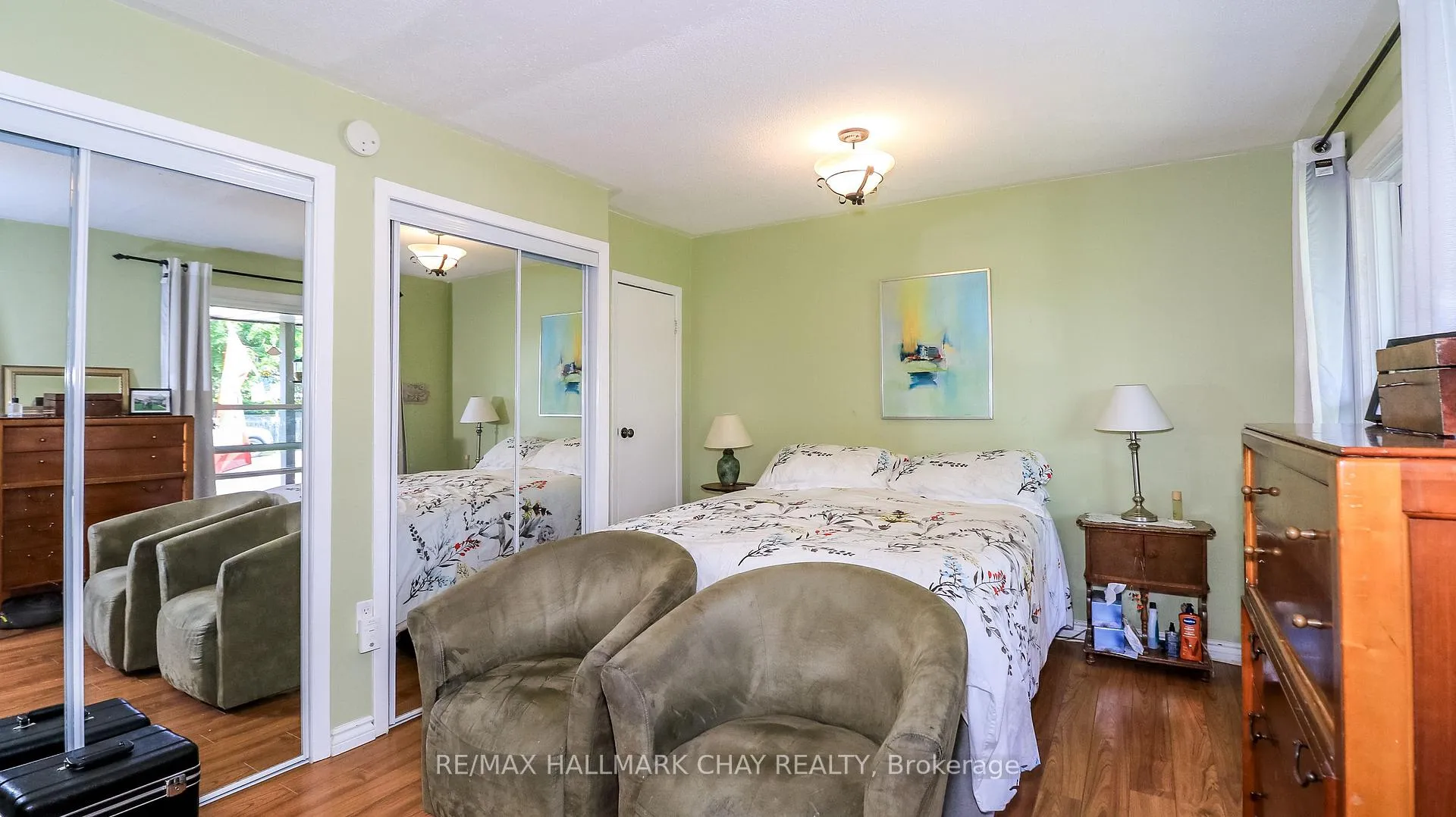 Photo 12 of 15 Murray Street, Orillia — HOMEH