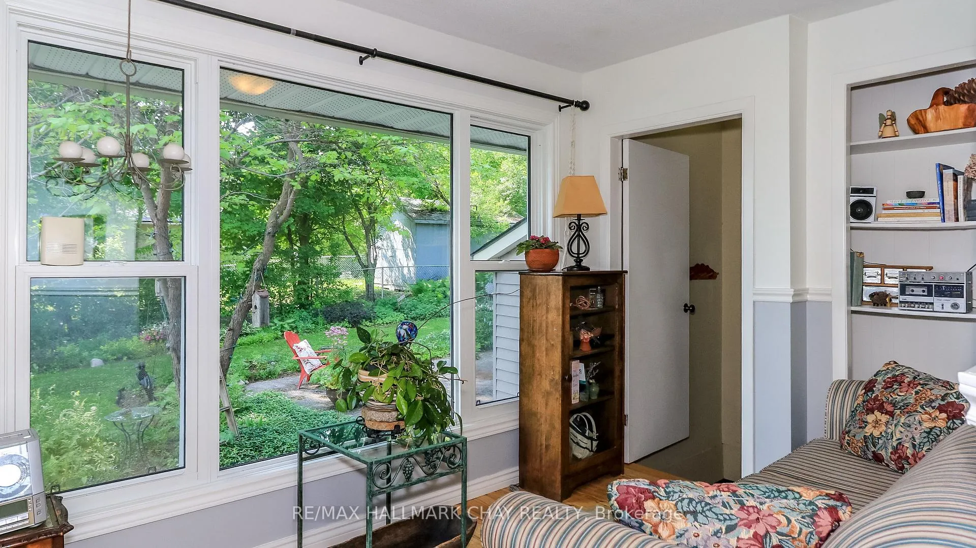 Photo 15 of 15 Murray Street, Orillia — HOMEH