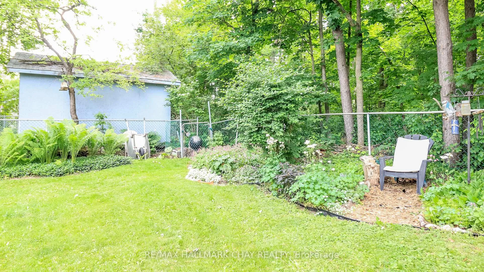 Photo 32 of 15 Murray Street, Orillia — HOMEH