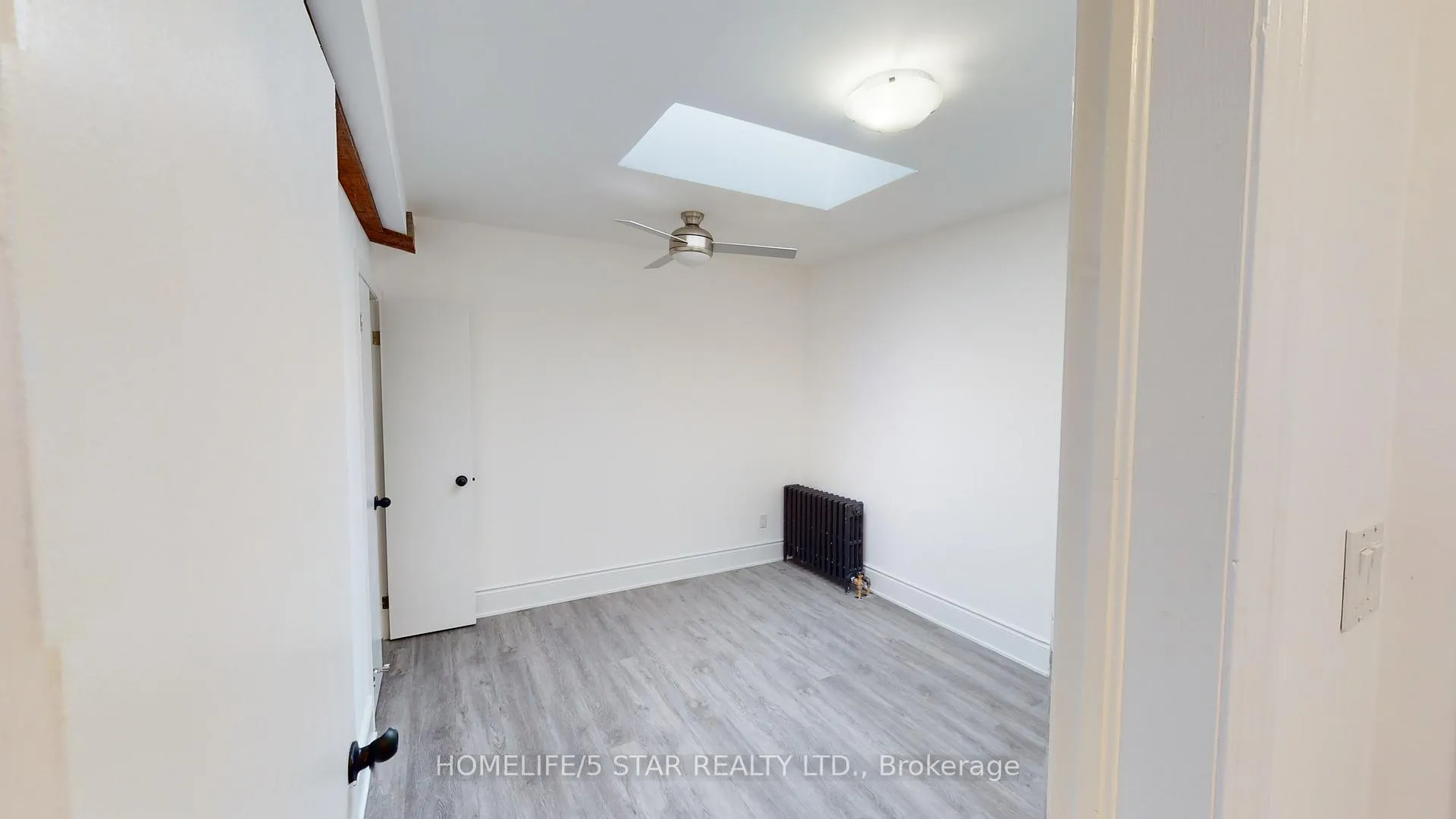 Photo 4 of Unit 211, 1152 Gerrard Street E, Toronto, South Riverdale — HOMEH