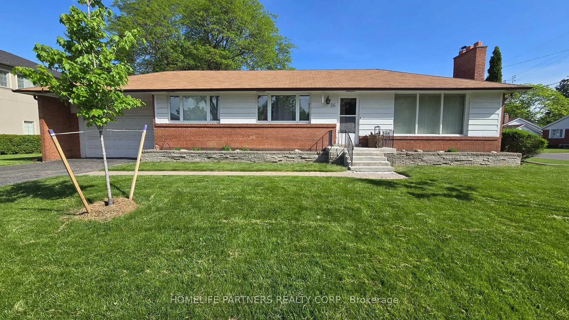 Front of 26 Leland Avenue