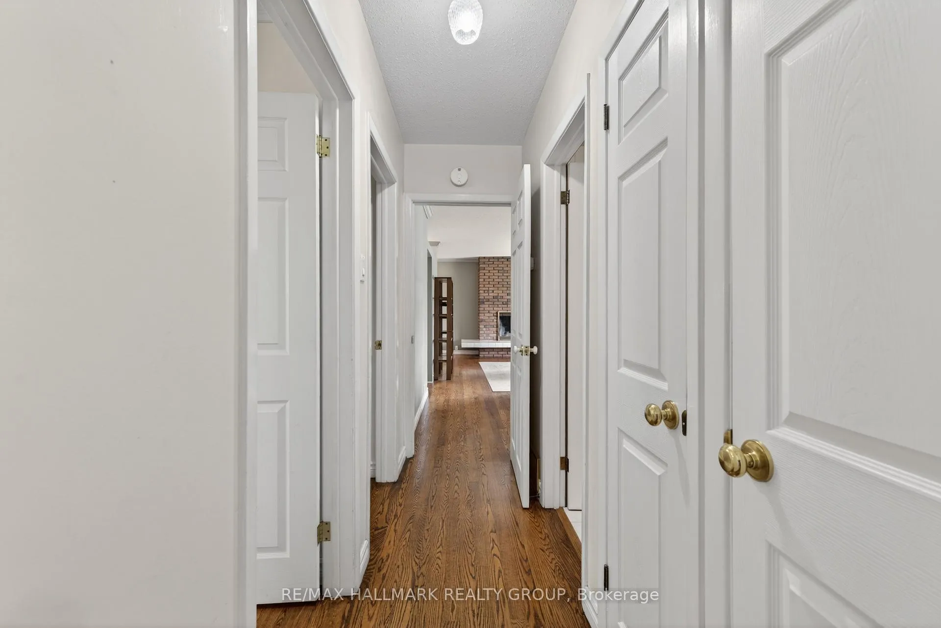Photo 21 of 53 Farlane Boulevard, Ottawa, City View/Skyline/Fisher Heights/Parkwood Hills — HOMEH