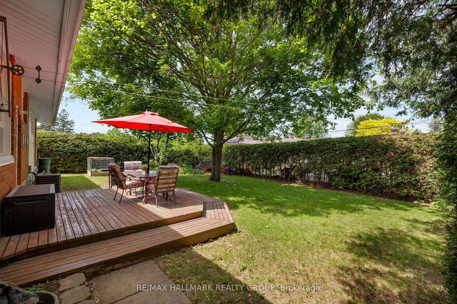 Photo 46 of 53 Farlane Boulevard, Ottawa, City View/Skyline/Fisher Heights/Parkwood Hills — HOMEH