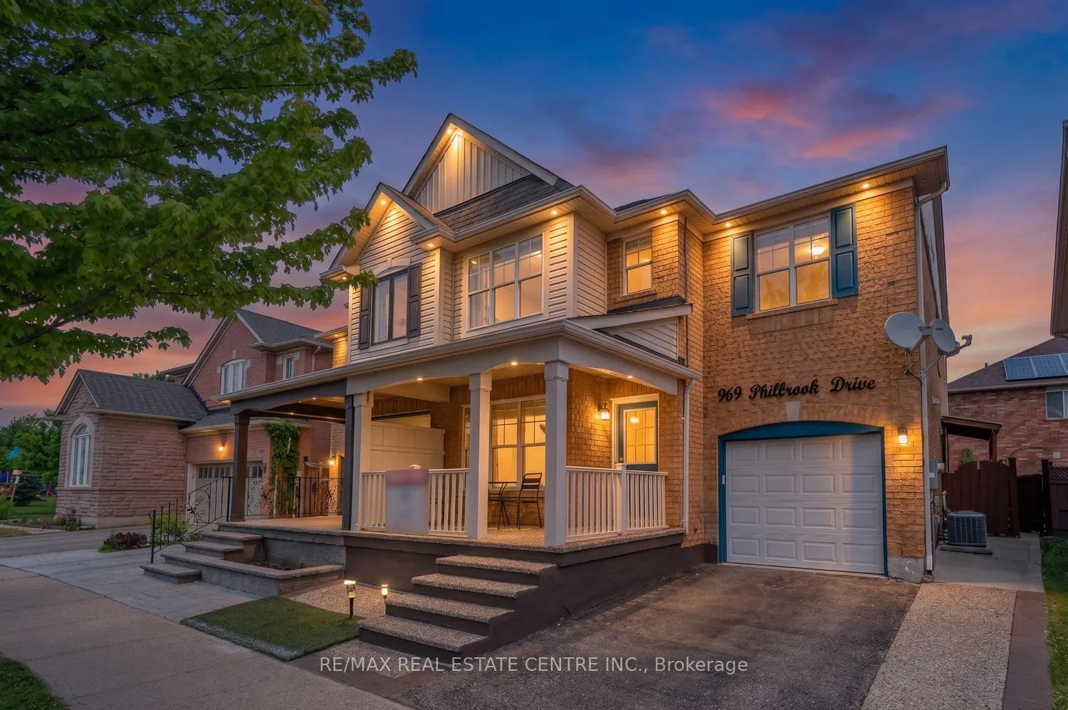Photo 2 of 969 Philbrook Drive, Milton, Coates — HOMEH