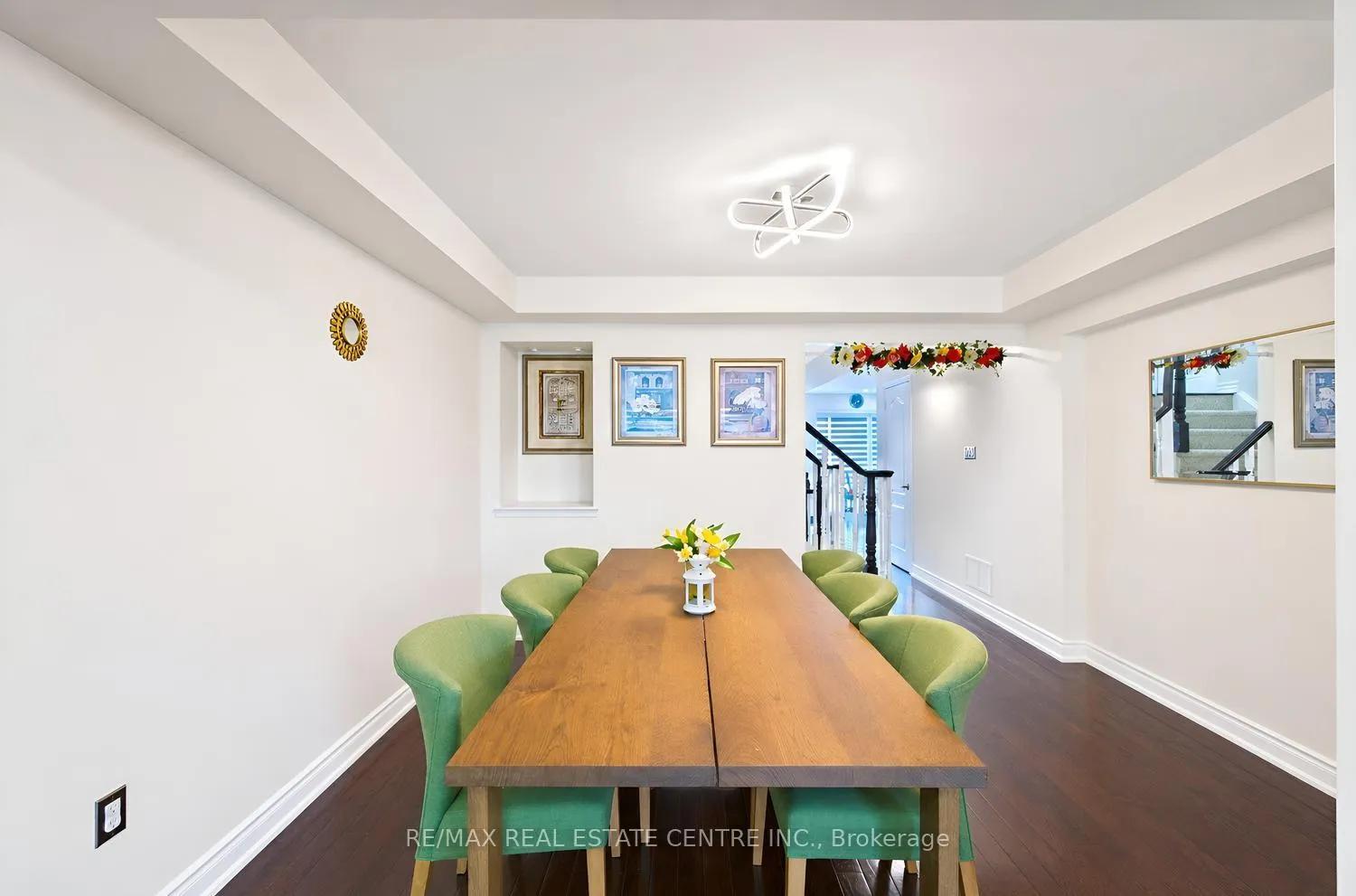 Photo 10 of 969 Philbrook Drive, Milton, Coates — HOMEH
