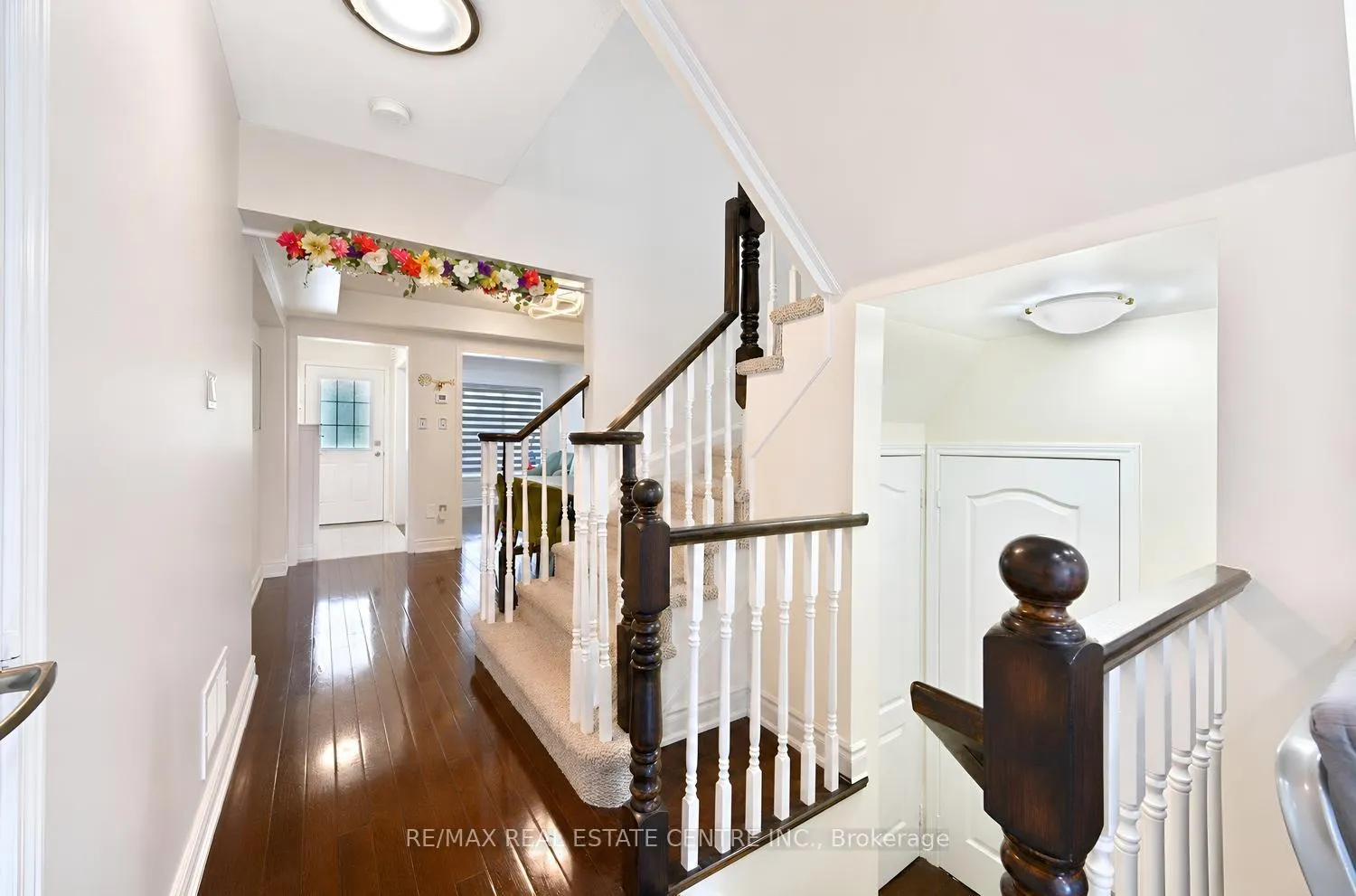 Photo 12 of 969 Philbrook Drive, Milton, Coates — HOMEH