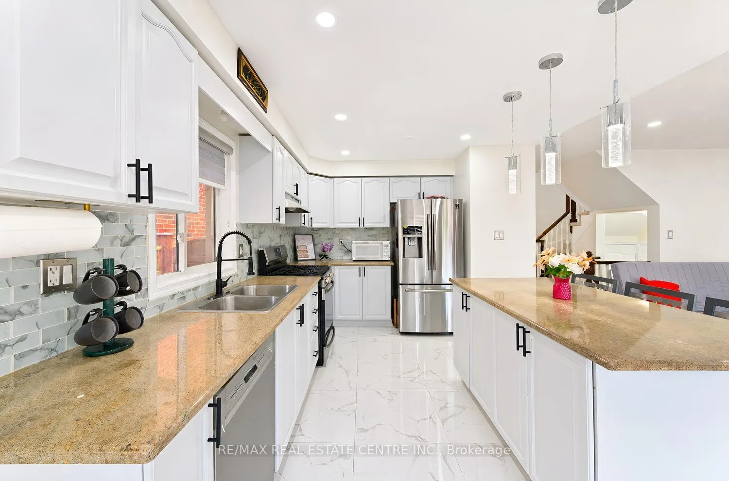 Photo 19 of 969 Philbrook Drive, Milton, Coates — HOMEH