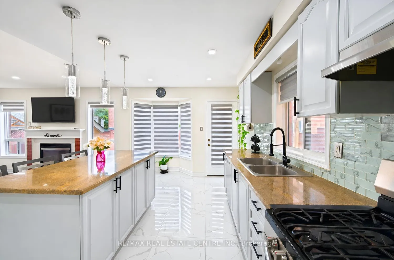 Photo 24 of 969 Philbrook Drive, Milton, Coates — HOMEH