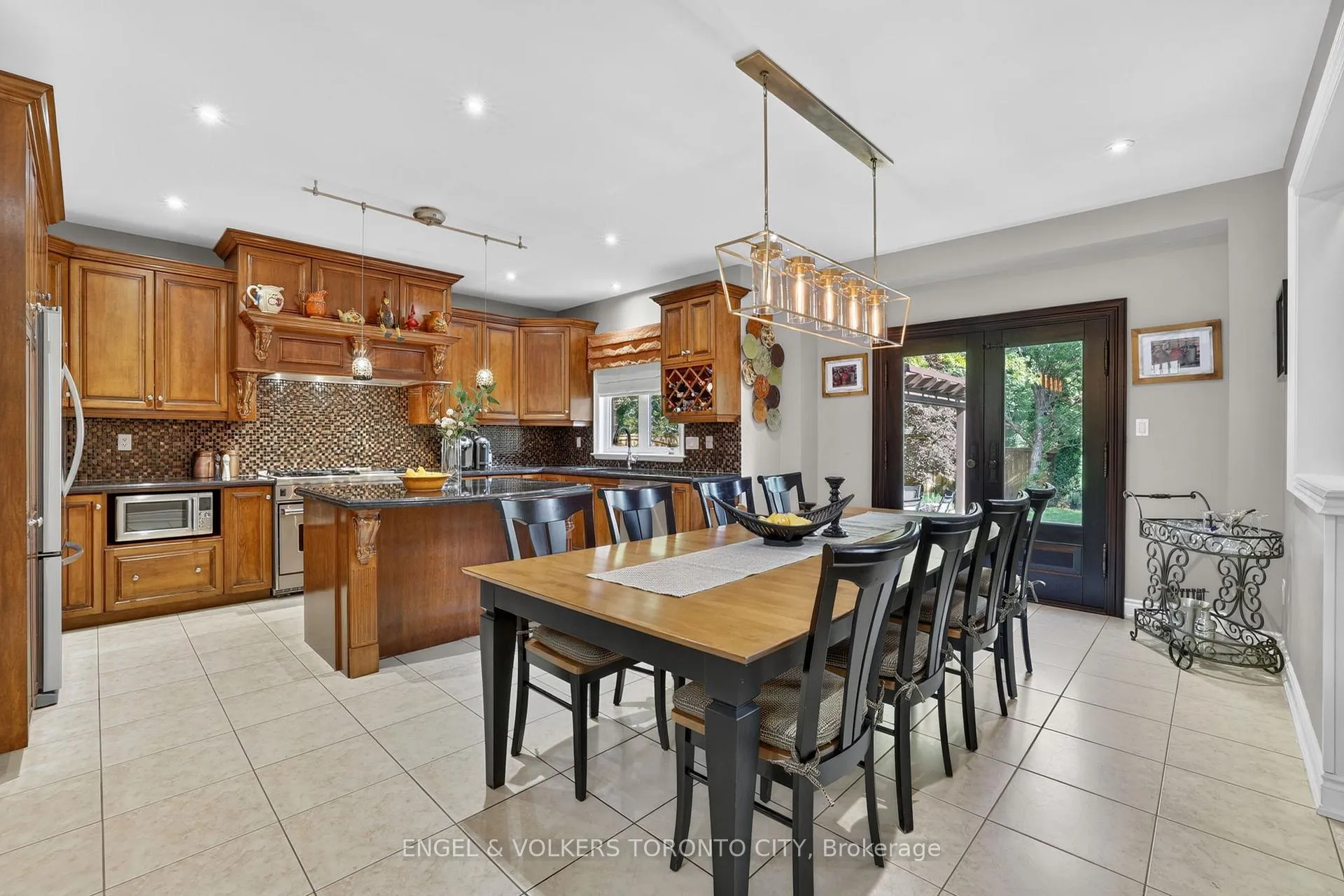 Photo 9 of 8 Duncton Wood Crescent, Aurora, Hills of St Andrew — HOMEH