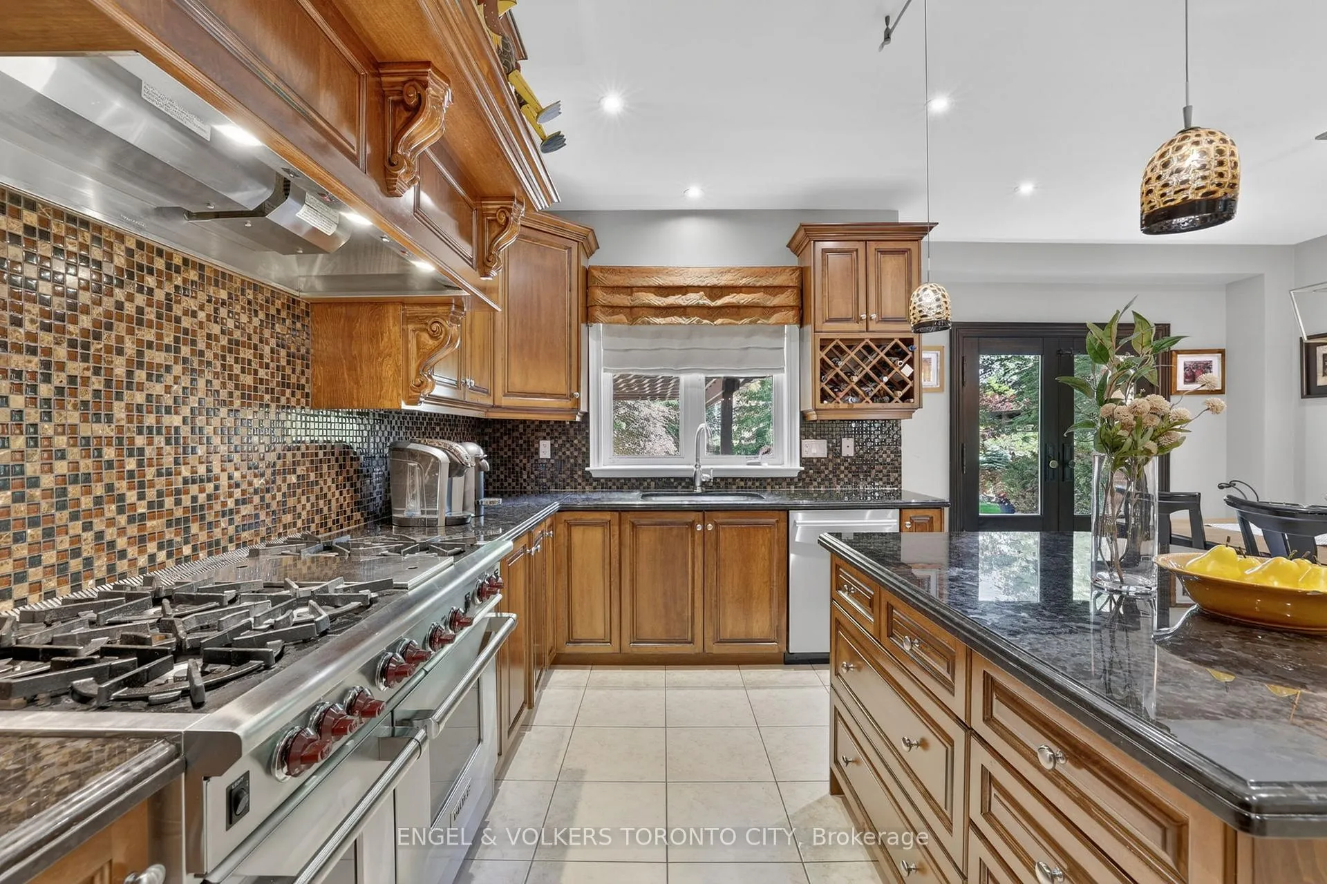 Photo 13 of 8 Duncton Wood Crescent, Aurora, Hills of St Andrew — HOMEH