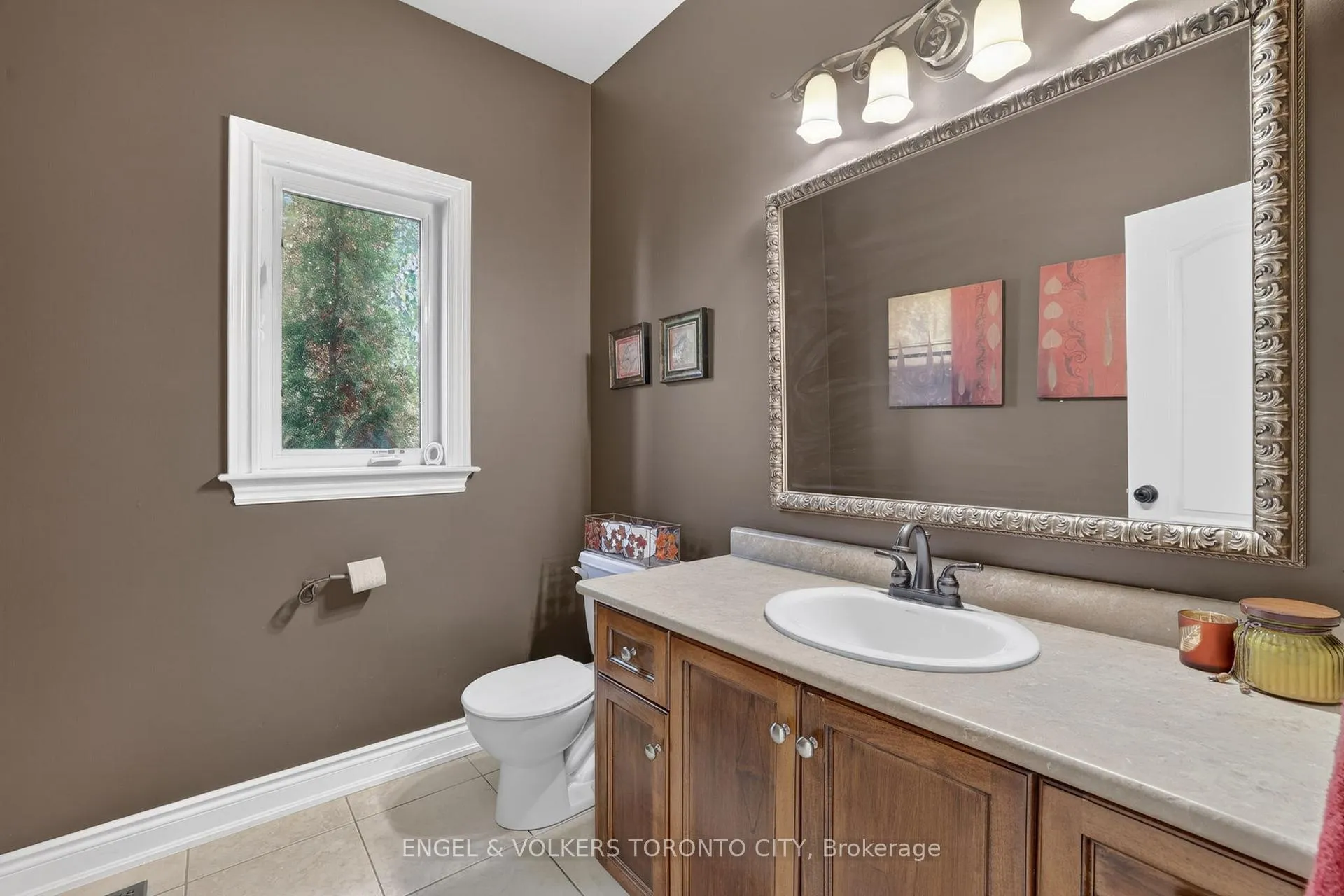Photo 22 of 8 Duncton Wood Crescent, Aurora, Hills of St Andrew — HOMEH