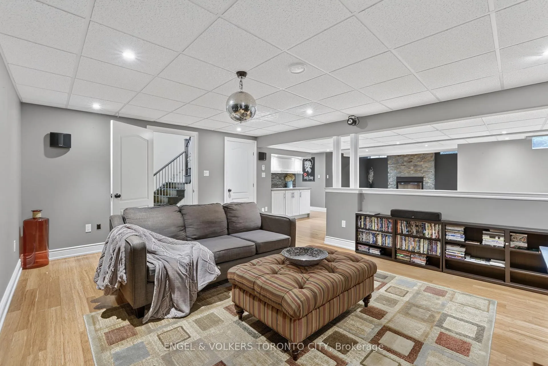 Photo 33 of 8 Duncton Wood Crescent, Aurora, Hills of St Andrew — HOMEH