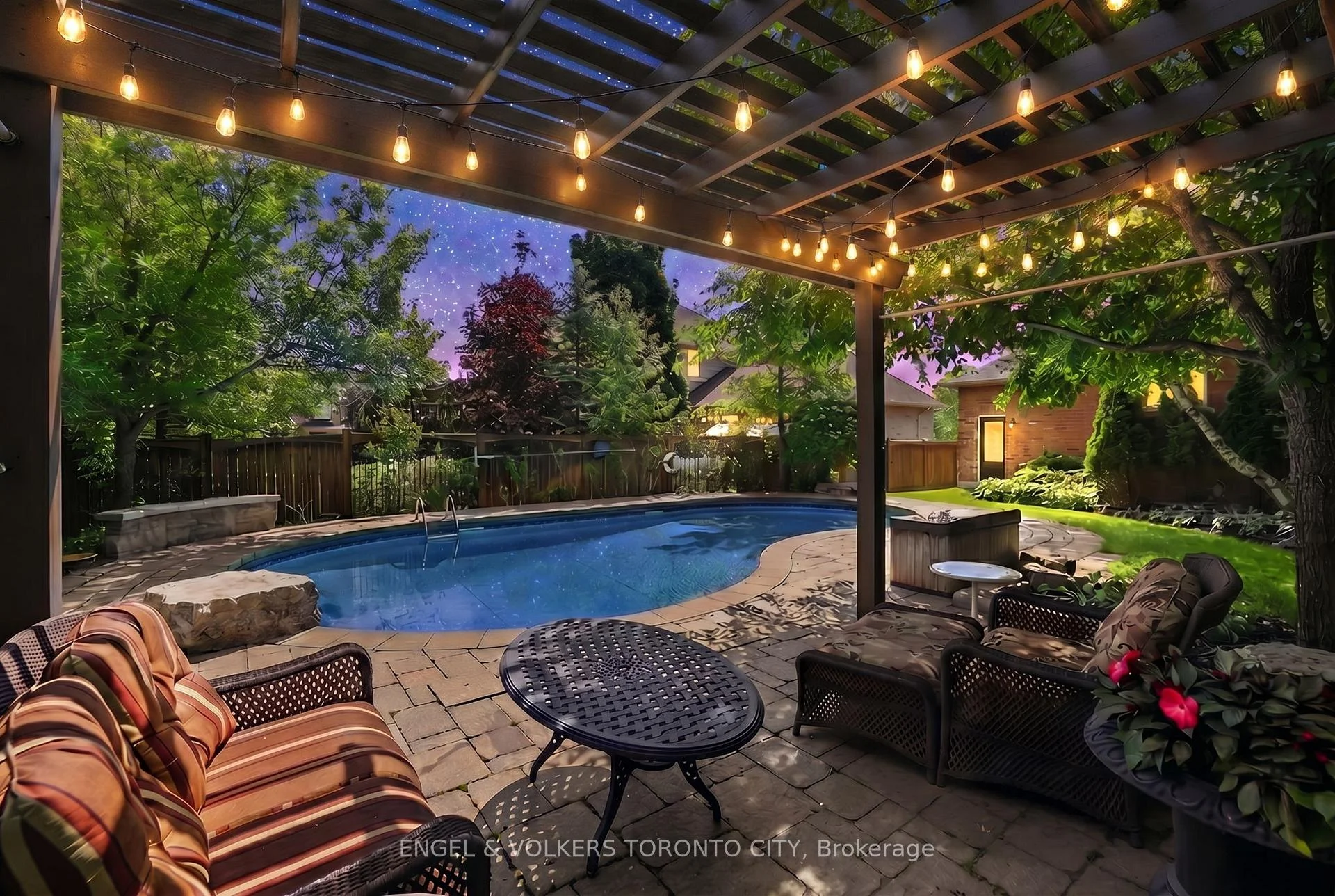 Photo 48 of 8 Duncton Wood Crescent, Aurora, Hills of St Andrew — HOMEH