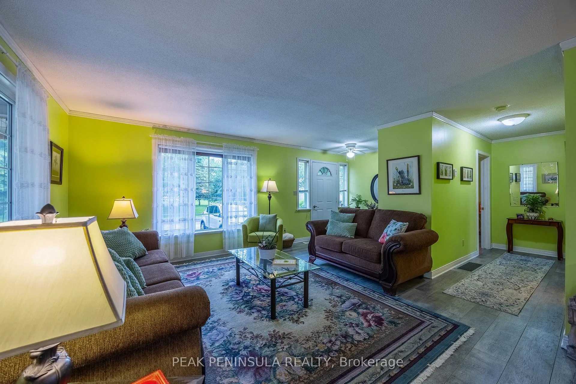 Photo 2 of 122 West Quarter Line Road, Norfolk, Port Rowan — HOMEH