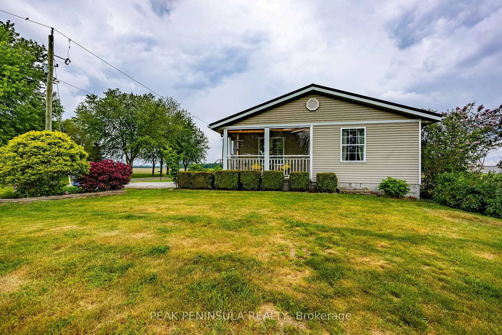 Photo 24 of 122 West Quarter Line Road, Norfolk, Port Rowan — HOMEH