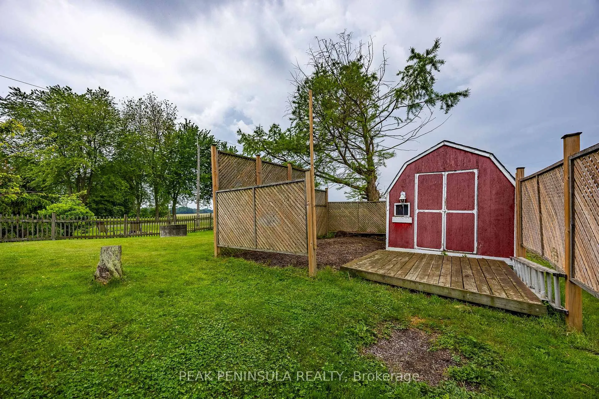 Photo 28 of 122 West Quarter Line Road, Norfolk, Port Rowan — HOMEH