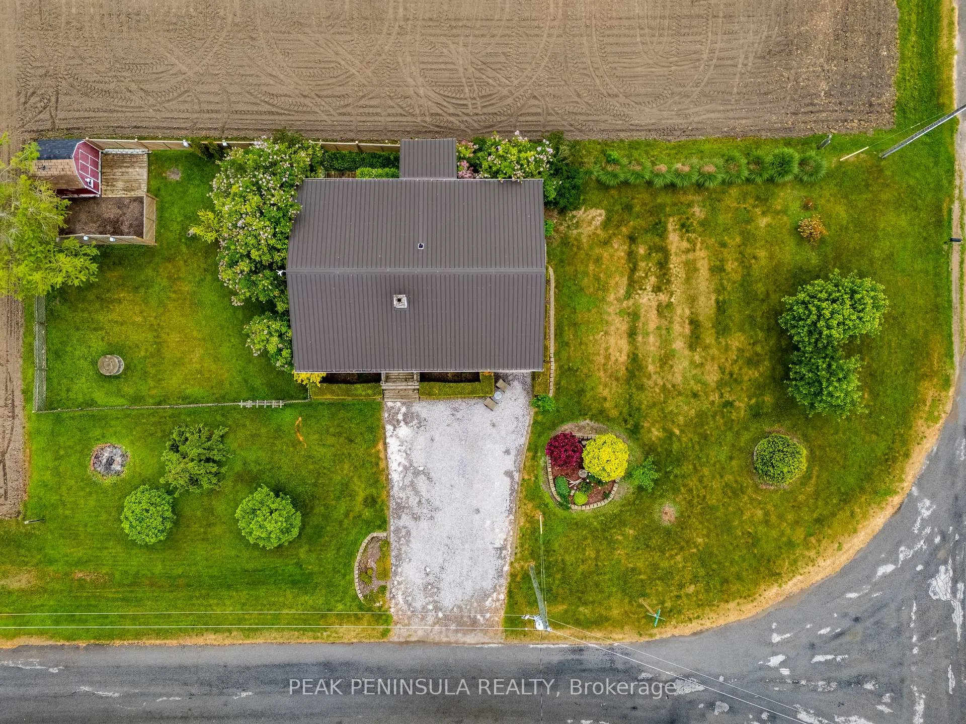 Photo 30 of 122 West Quarter Line Road, Norfolk, Port Rowan — HOMEH