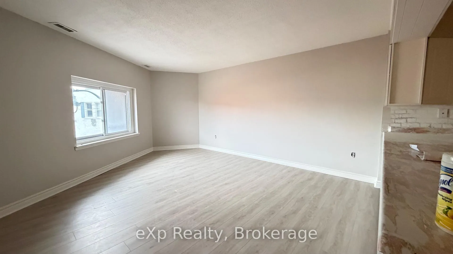 Photo 2 of Unit Apt 1, 2 King Street, Quinte West, Trenton Ward — HOMEH