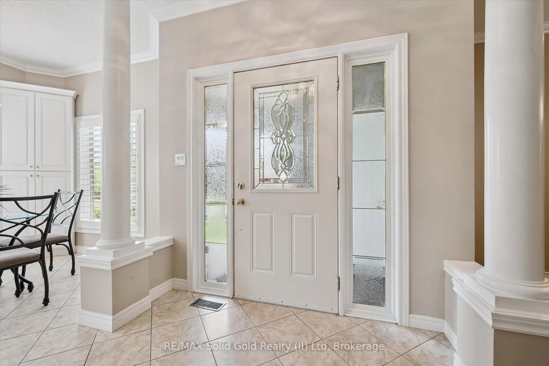 Photo 6 of 819 Creekside Drive, Waterloo — HOMEH