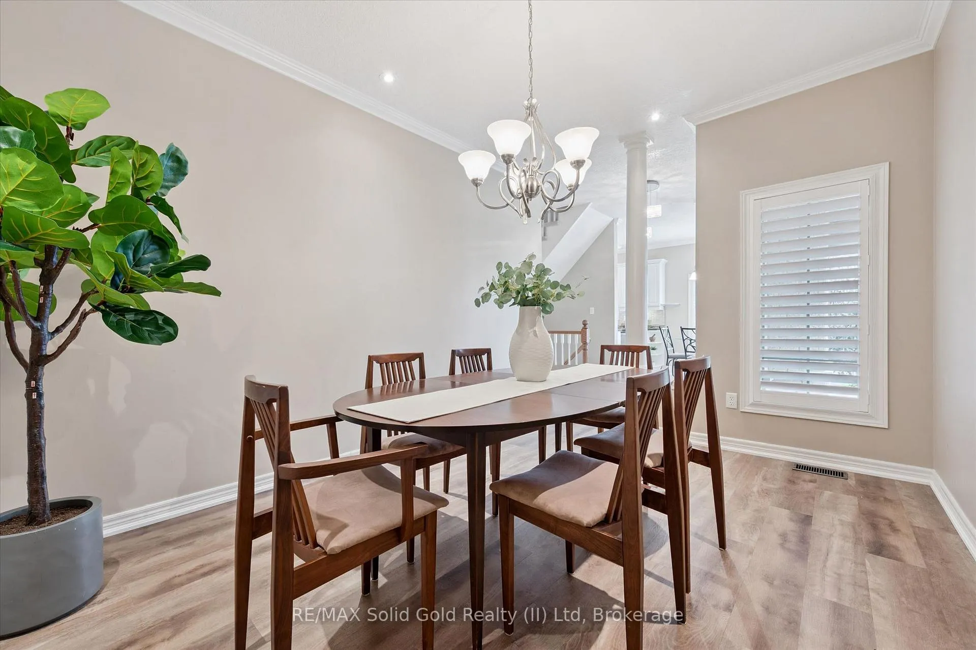 Photo 16 of 819 Creekside Drive, Waterloo — HOMEH