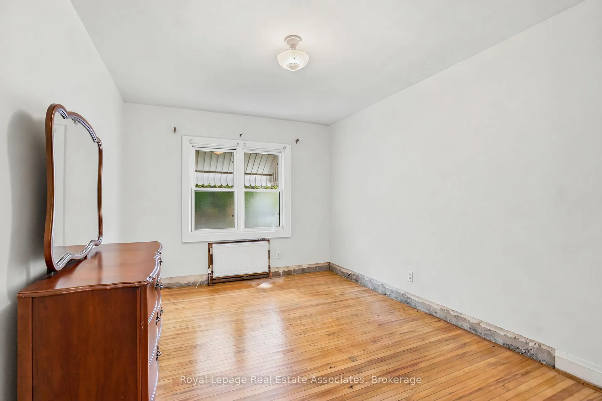 Photo 18 of 12 Parkview Row, Hamilton, Dundas — HOMEH