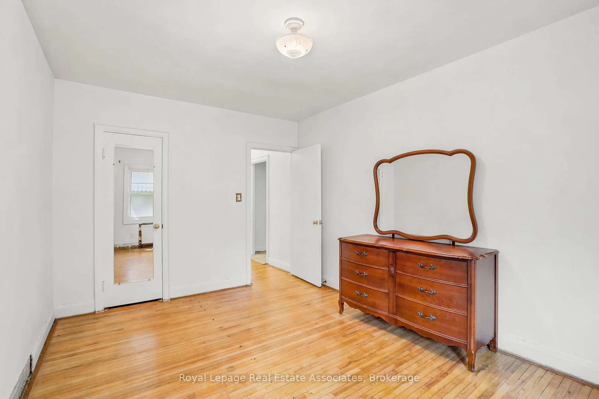 Photo 19 of 12 Parkview Row, Hamilton, Dundas — HOMEH