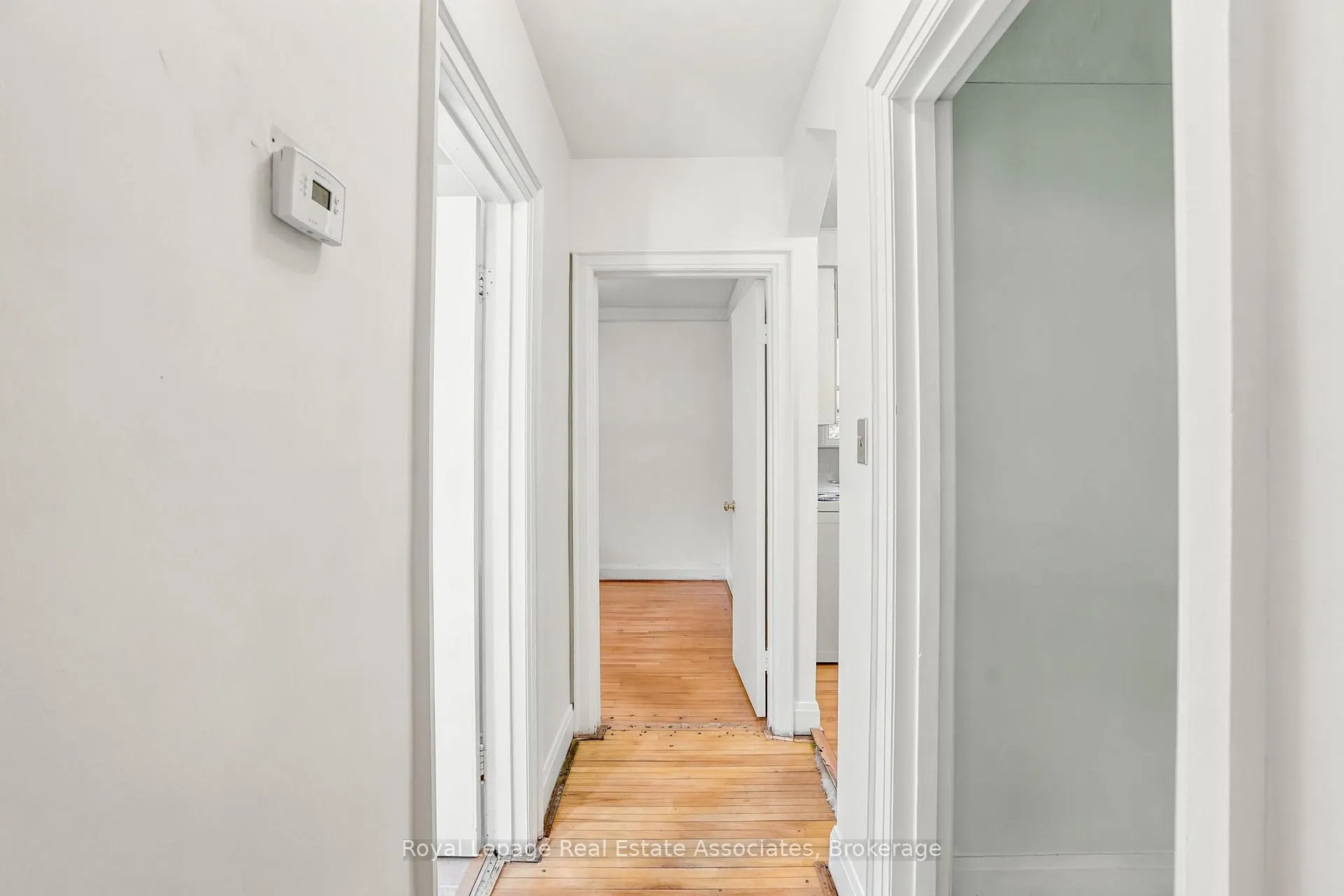 Photo 20 of 12 Parkview Row, Hamilton, Dundas — HOMEH