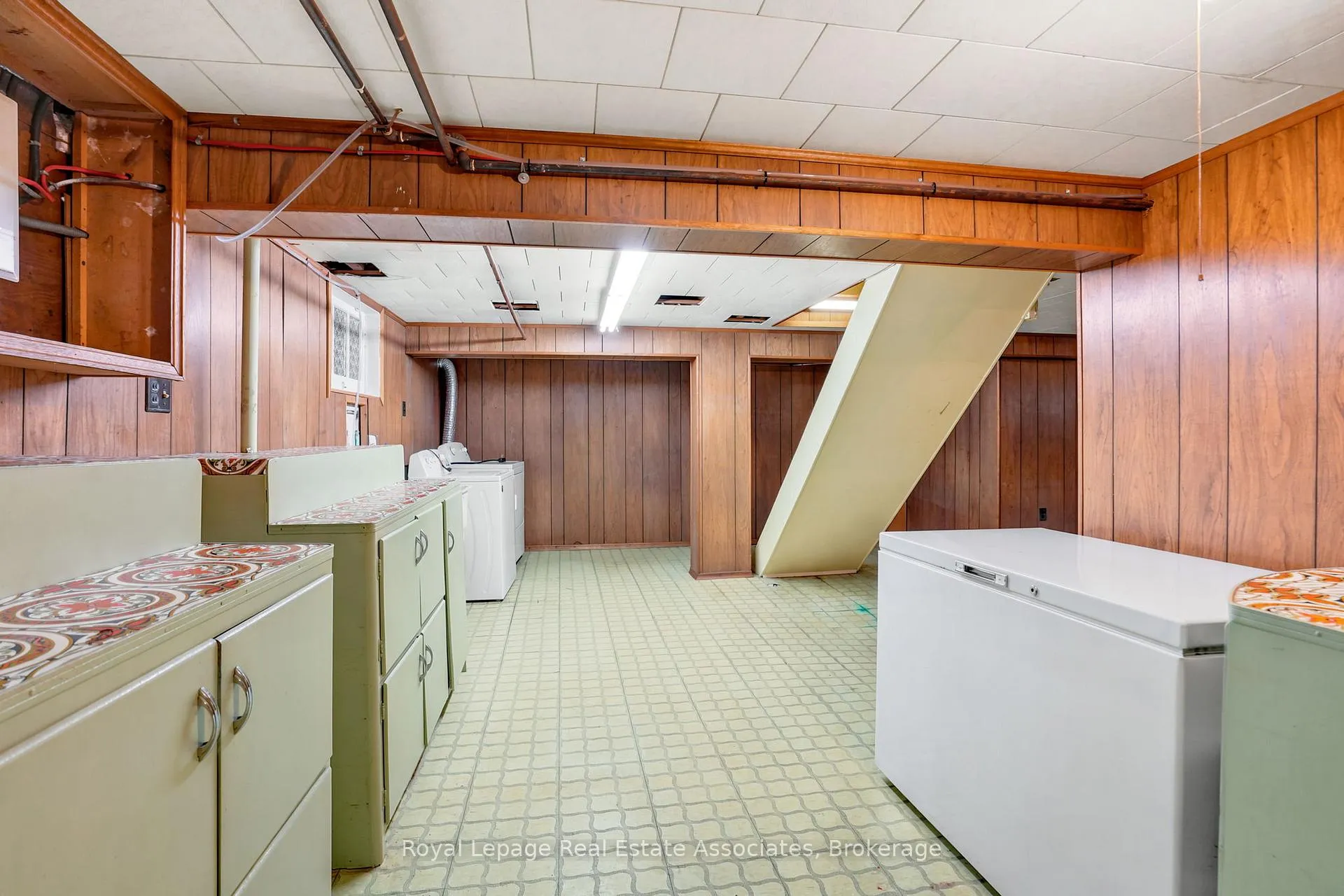 Photo 25 of 12 Parkview Row, Hamilton, Dundas — HOMEH
