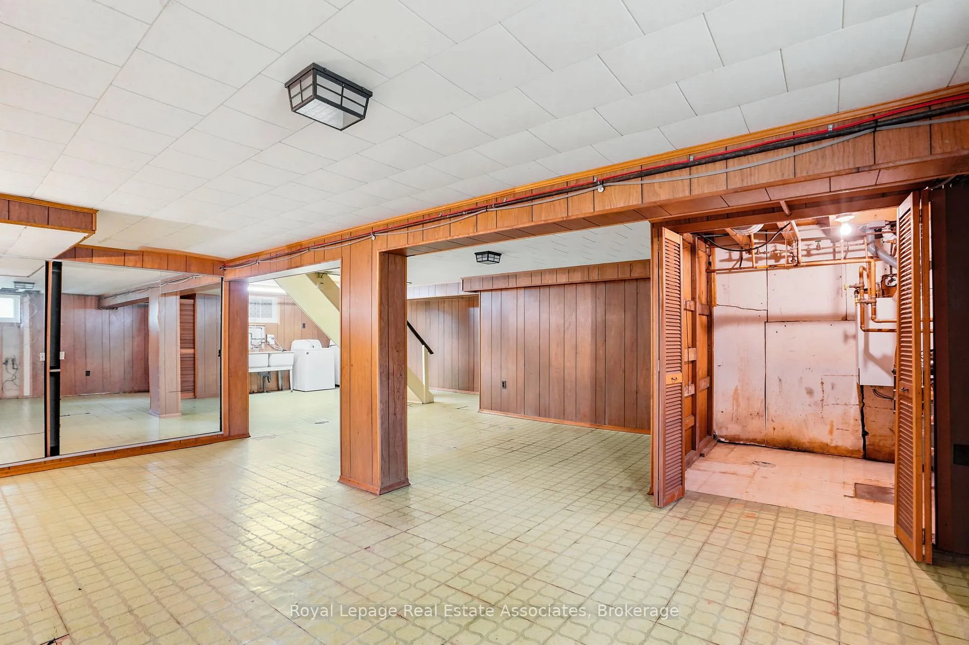 Photo 29 of 12 Parkview Row, Hamilton, Dundas — HOMEH