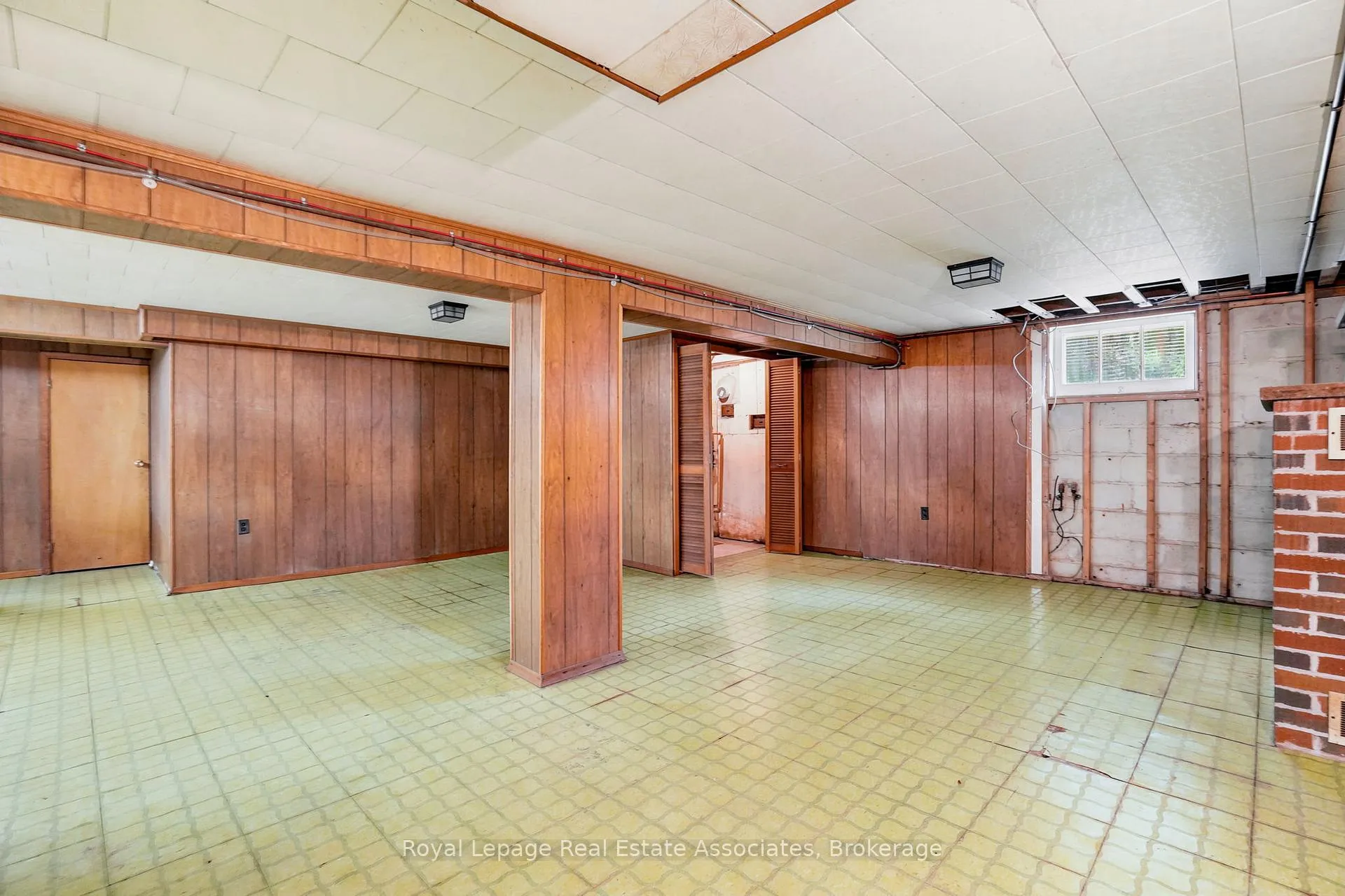Photo 30 of 12 Parkview Row, Hamilton, Dundas — HOMEH