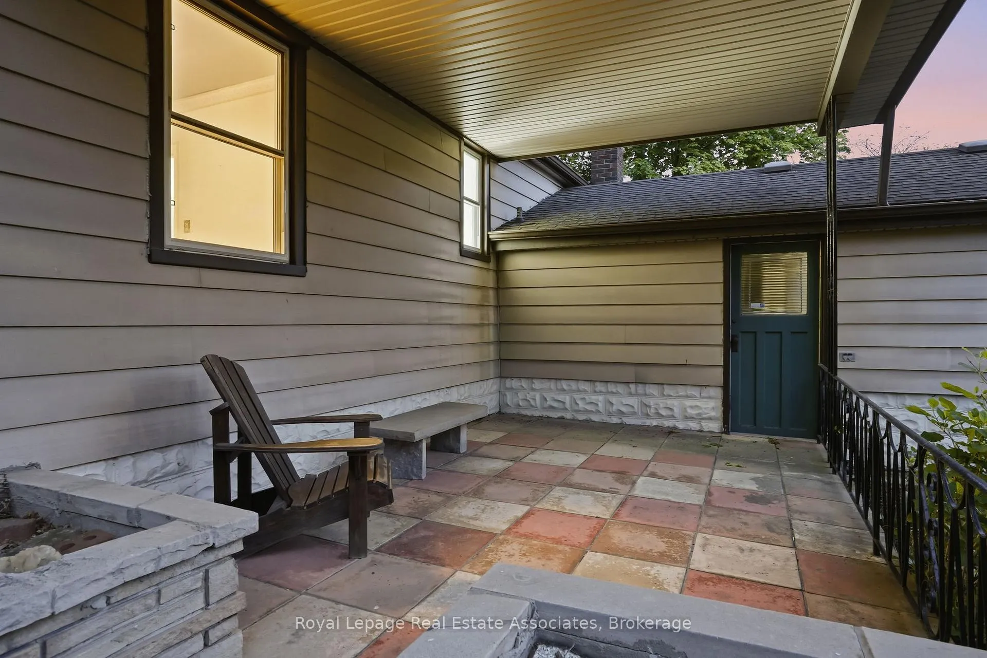 Photo 38 of 12 Parkview Row, Hamilton, Dundas — HOMEH