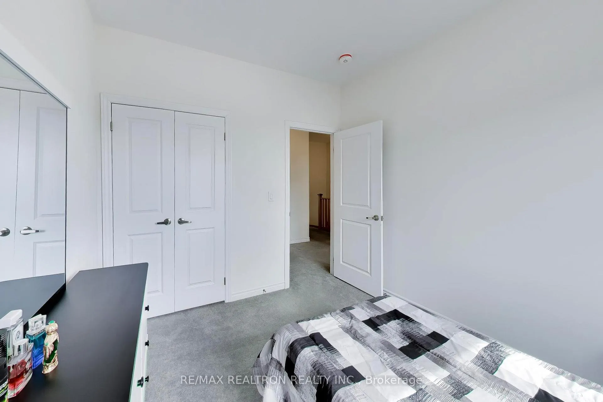 Photo 29 of 11 Inverary Crescent, Vaughan, Elder Mills — HOMEH