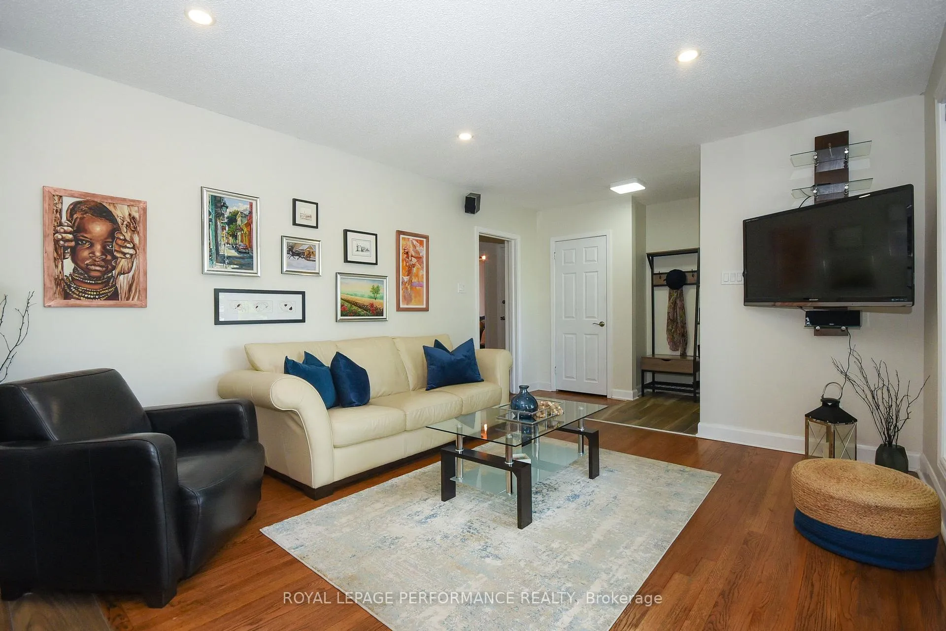 Photo 6 of 839 Nicholson Avenue, Ottawa, Mooneys Bay/Riverside Park — HOMEH
