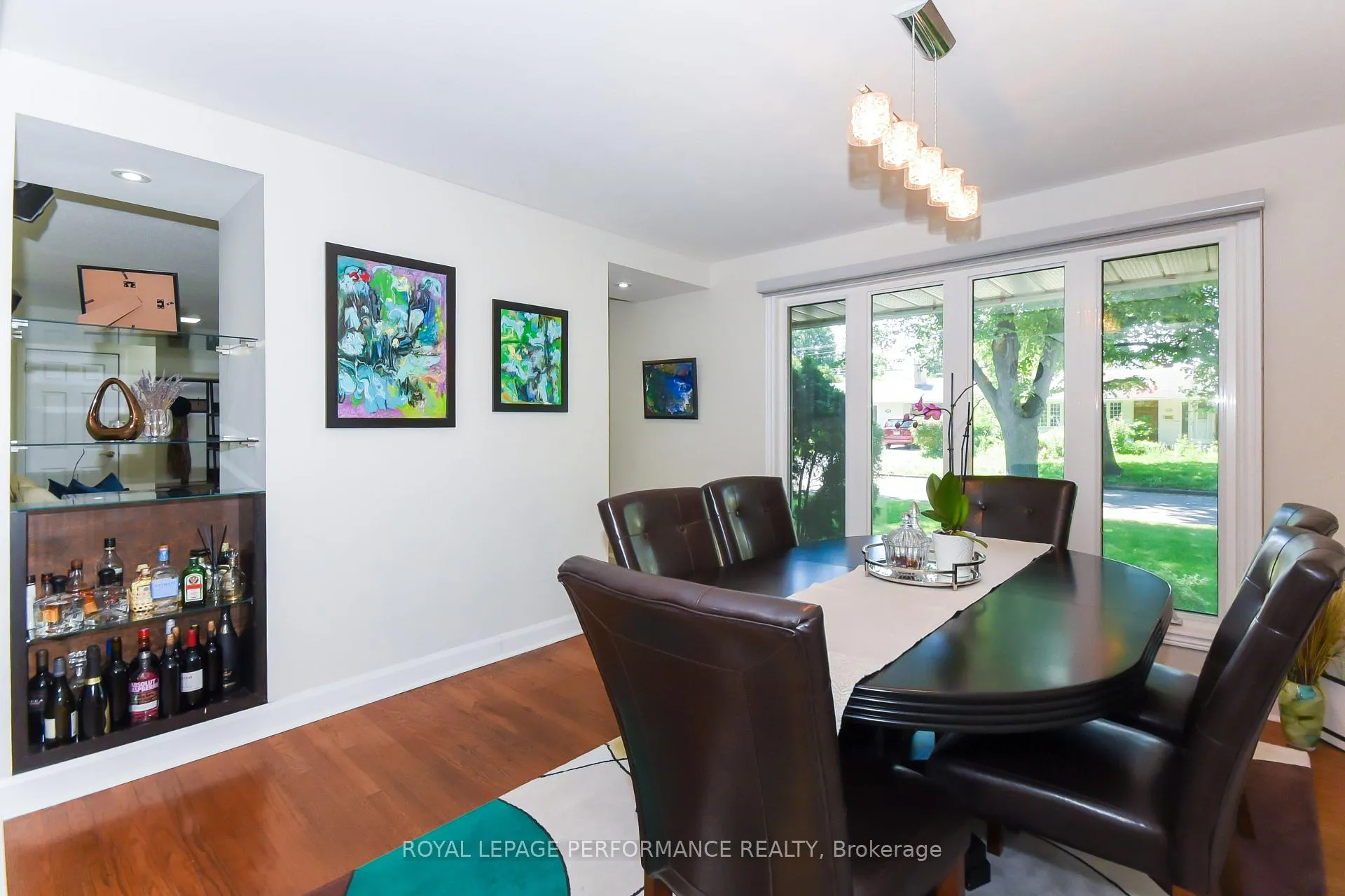 Photo 10 of 839 Nicholson Avenue, Ottawa, Mooneys Bay/Riverside Park — HOMEH