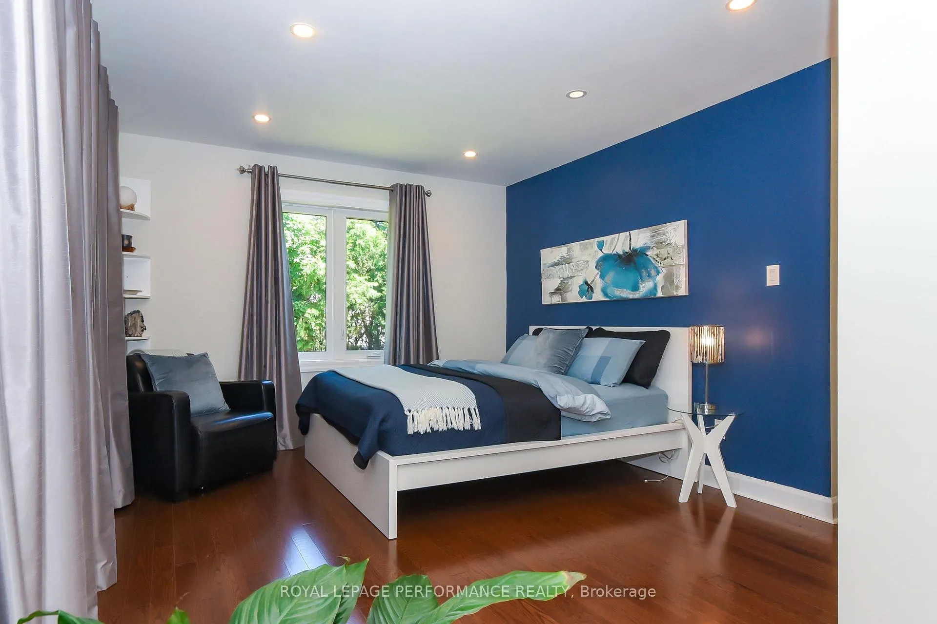 Photo 18 of 839 Nicholson Avenue, Ottawa, Mooneys Bay/Riverside Park — HOMEH